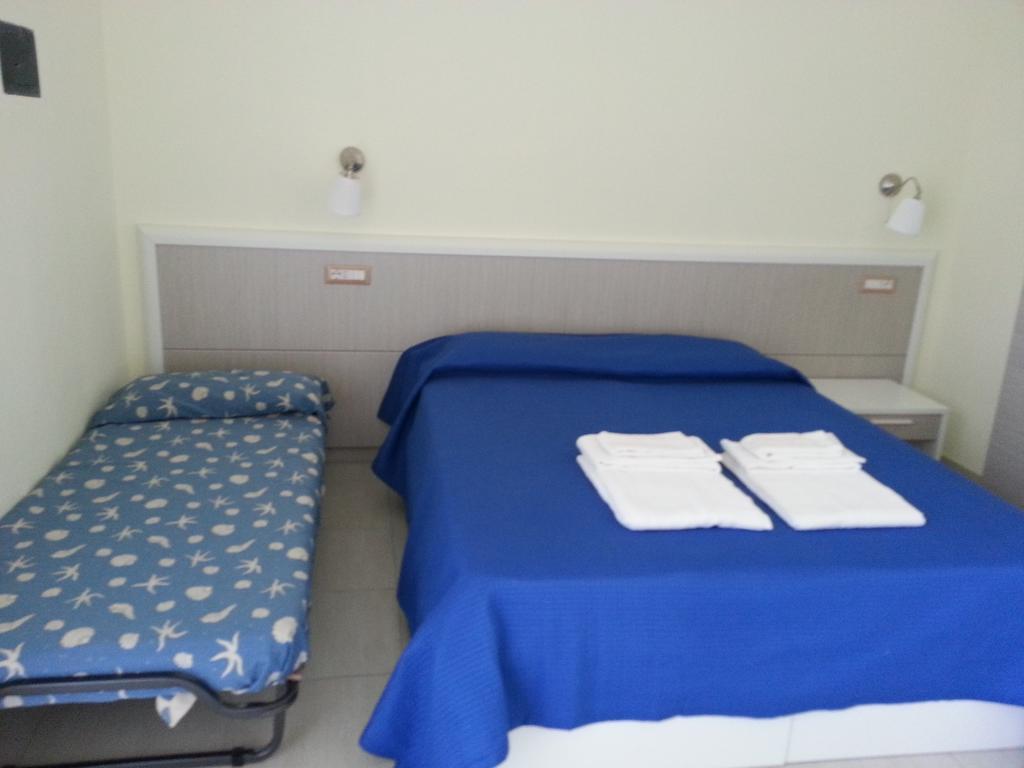 Il Girasole Formia Guesthouse Rooms Exterior foto