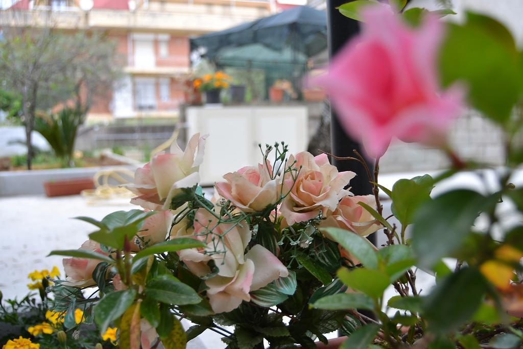 Il Girasole Formia Guesthouse Rooms Exterior foto